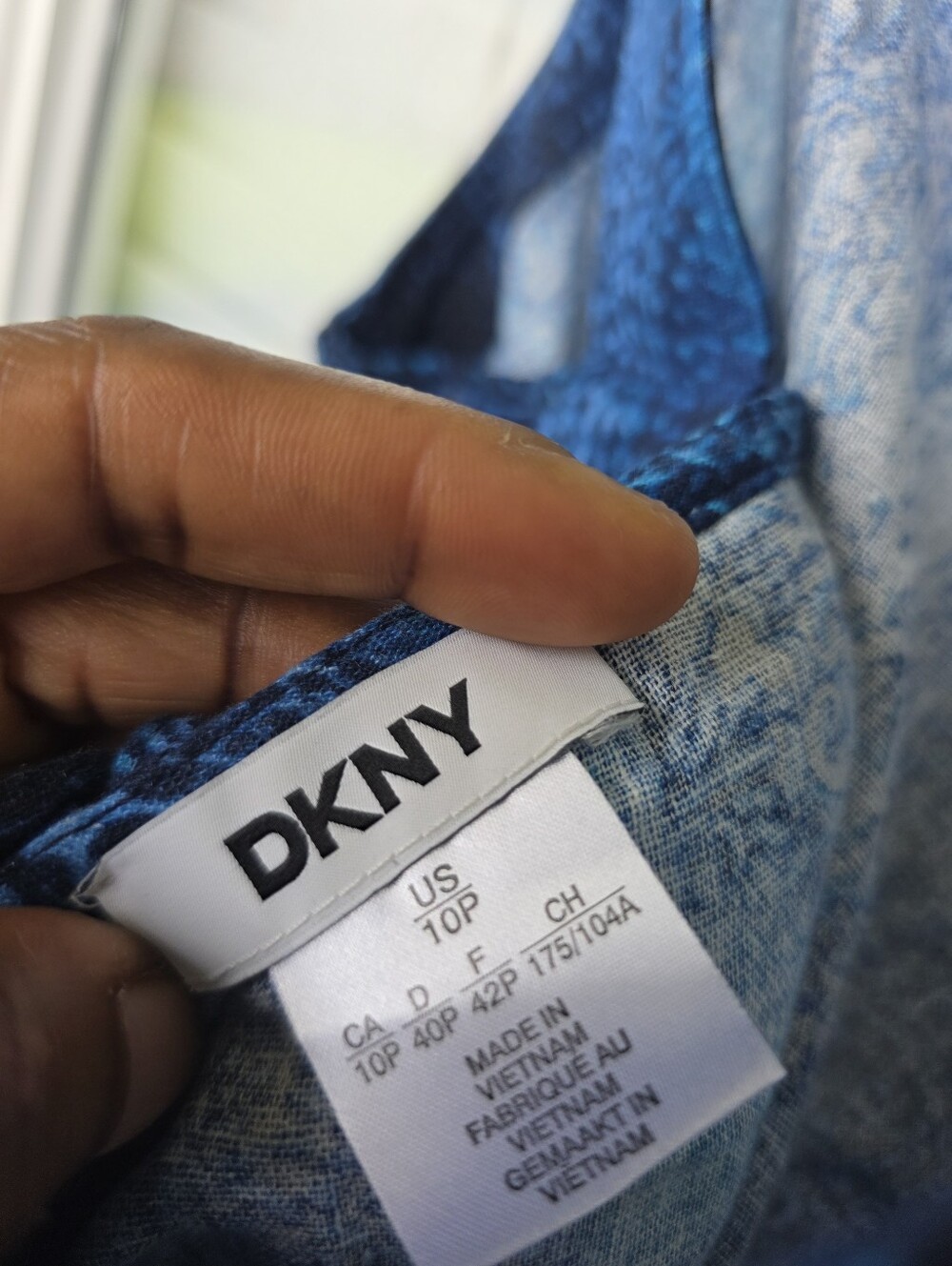 DKNY Blue Printed Shift Dress Size 10P Sleeveless Knee Length Bow NWT $138 - Picture 6 of 9
